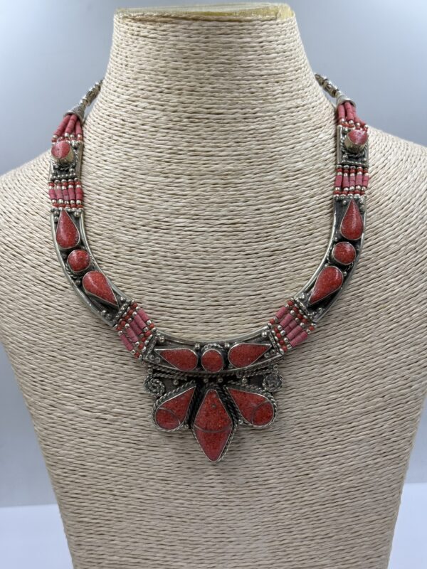 Antique Sirphuli necklace from Nepal, a traditional necklace with moon-shaped motifs